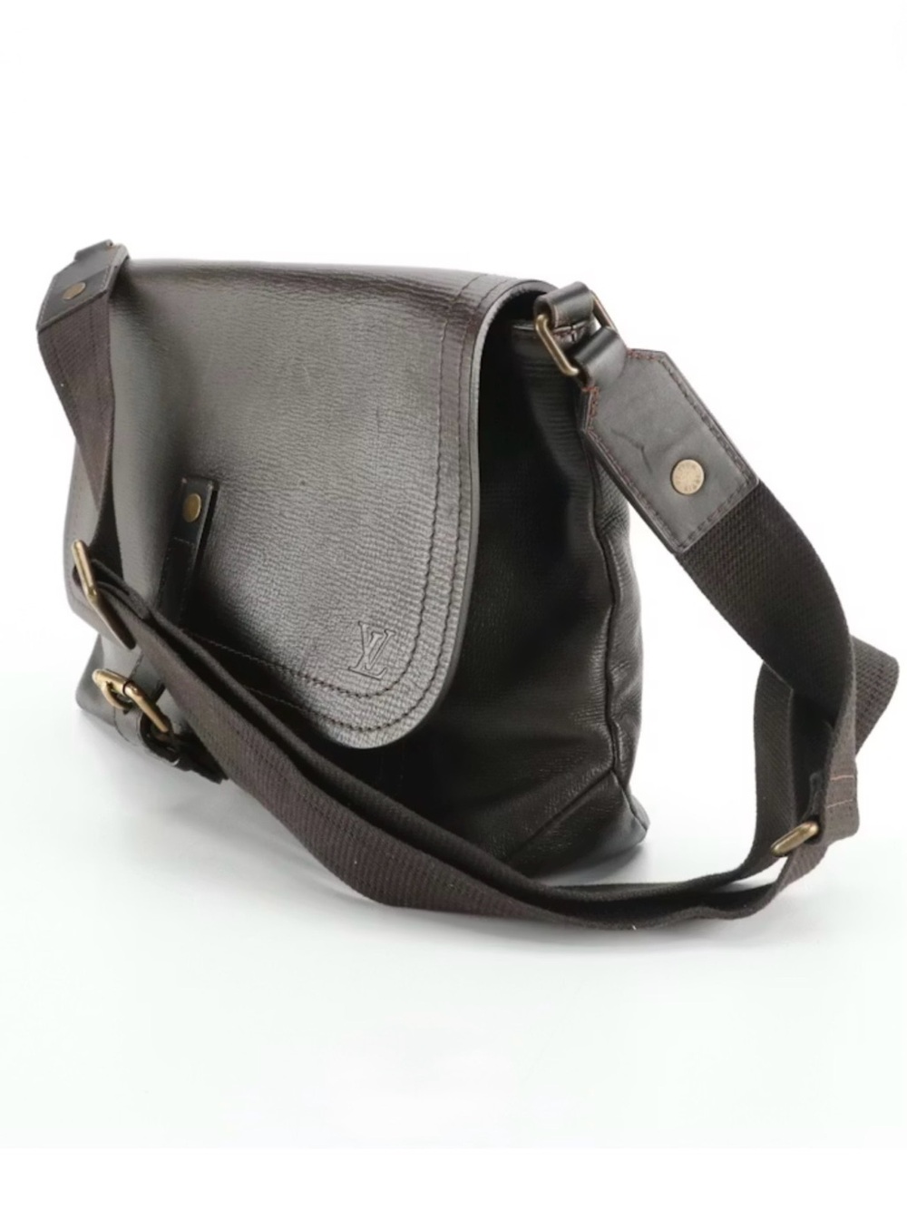 Louis Vuitton Omaha Messenger Bag in Coffee Brown Utah Leather